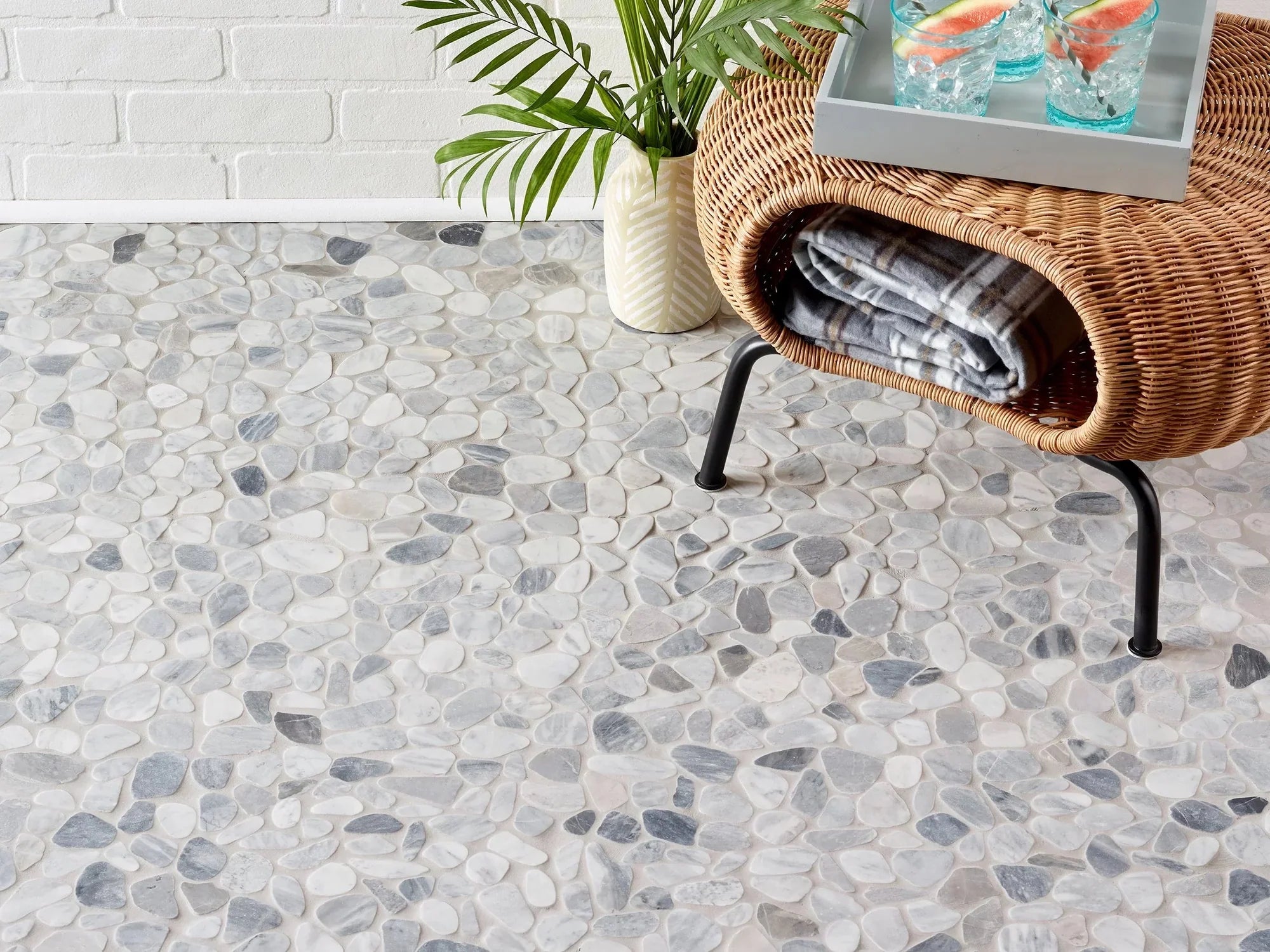 River Black Mix - 30x30